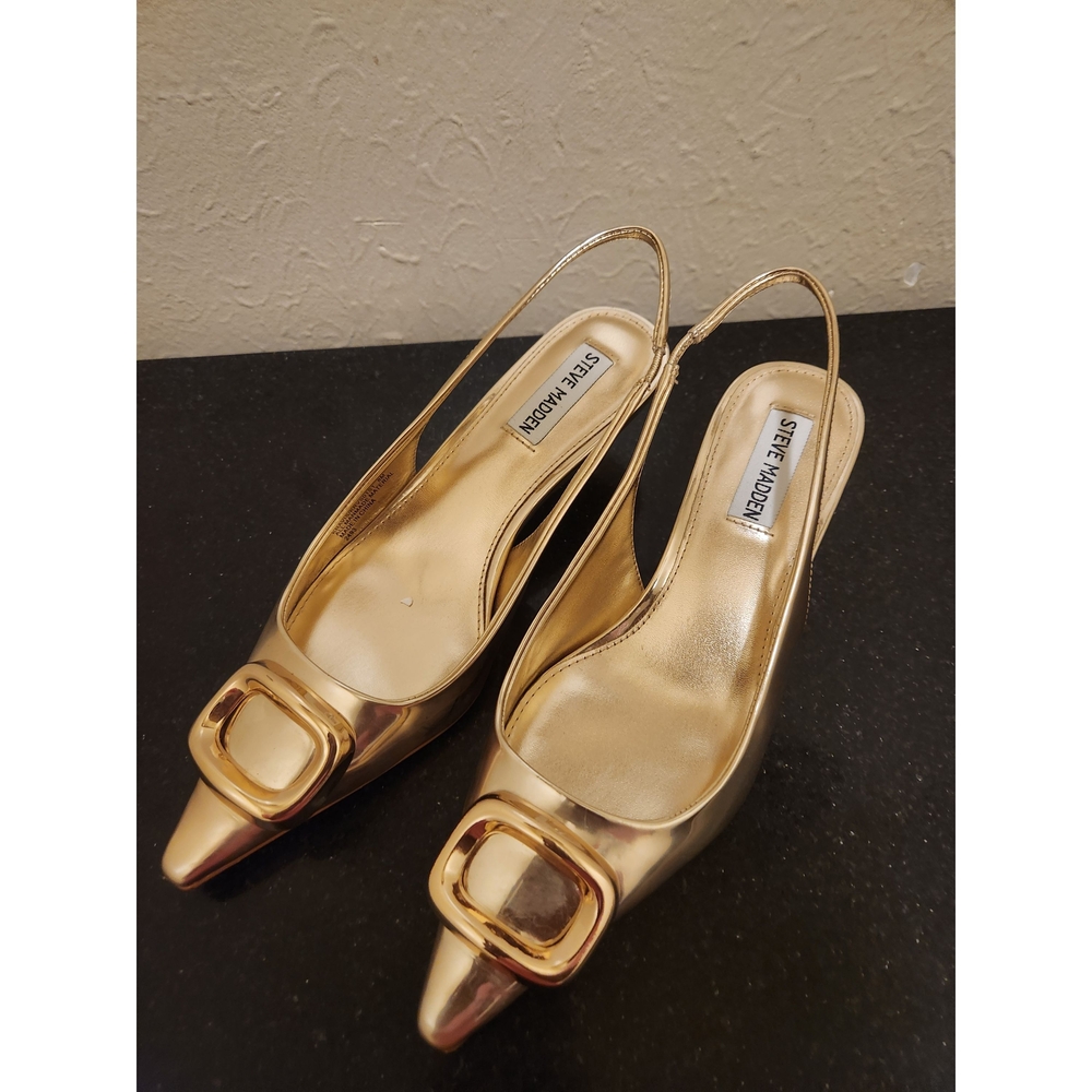 Steve Madden Gold Slingback Heels